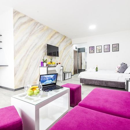Astera Apart Hotel Skopje Exteriör bild
