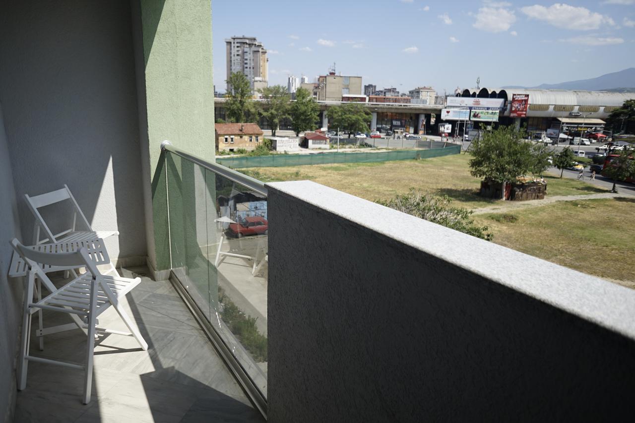 Astera Apart Hotel Skopje Exteriör bild